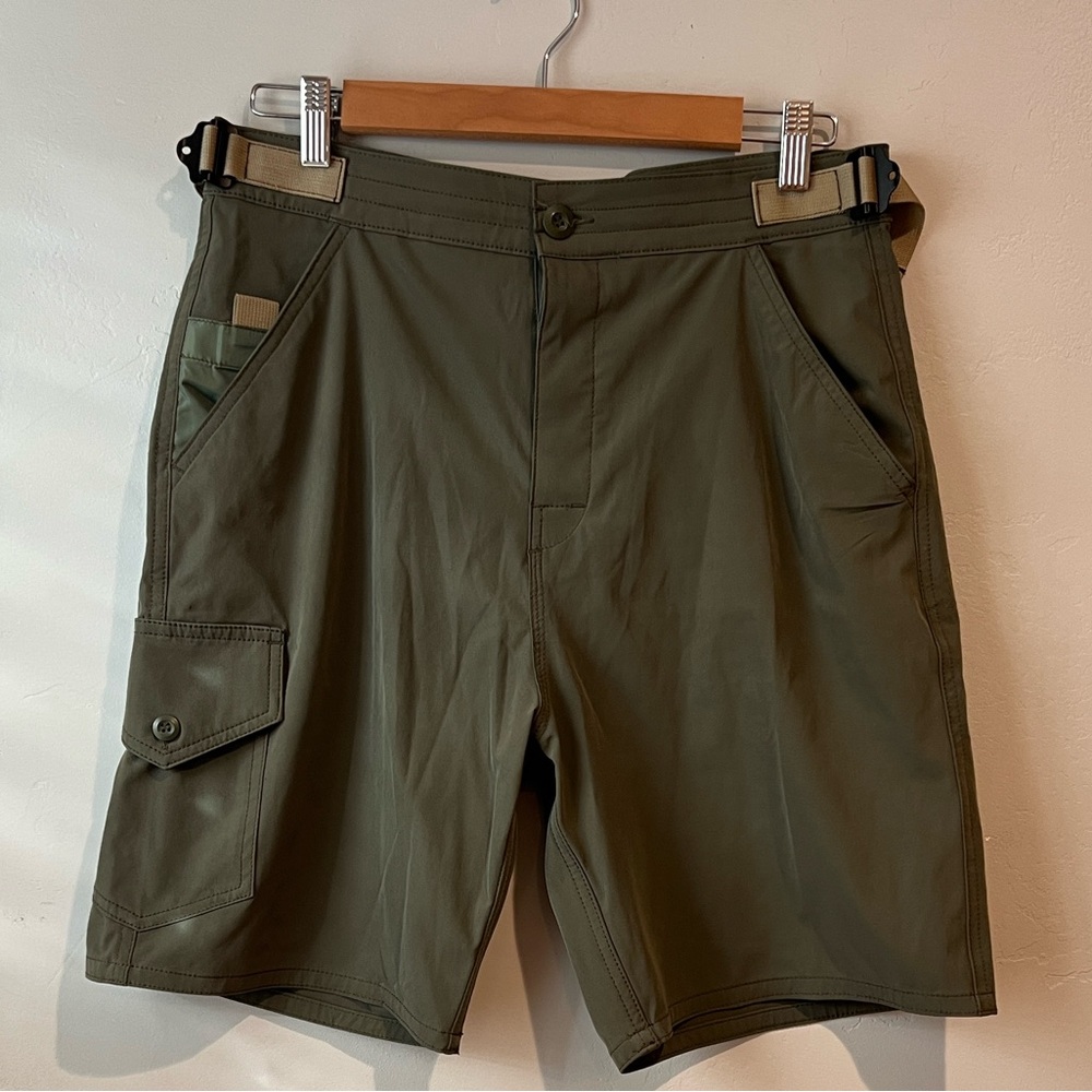 Birdwell Beach Britches L Tac Utility Cargo Shorts in size Small
